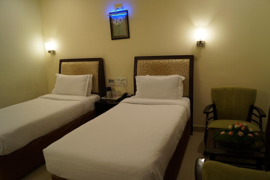 Hotel Budhil Park Visakhapatnam Habitación foto
