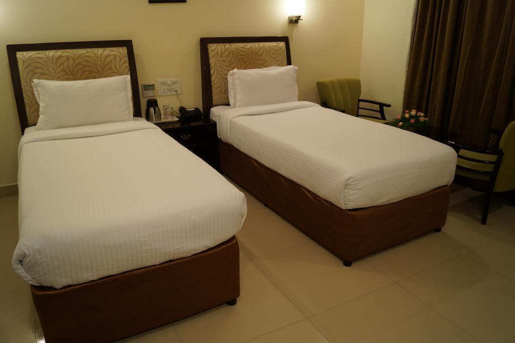 Hotel Budhil Park Visakhapatnam Habitación foto