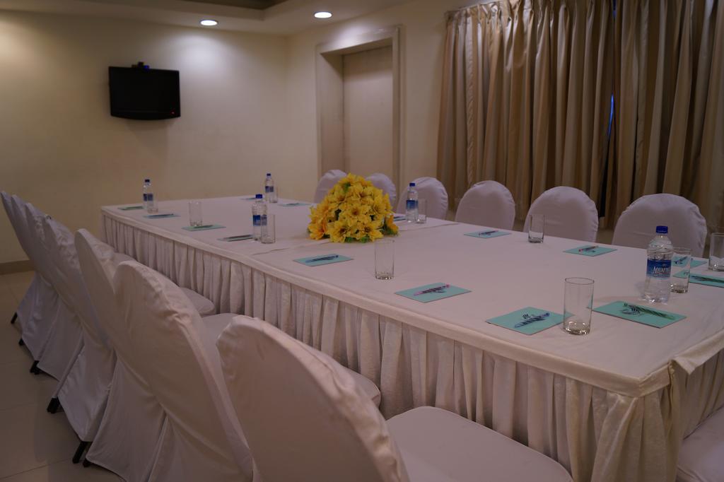 Hotel Budhil Park Visakhapatnam Exterior foto