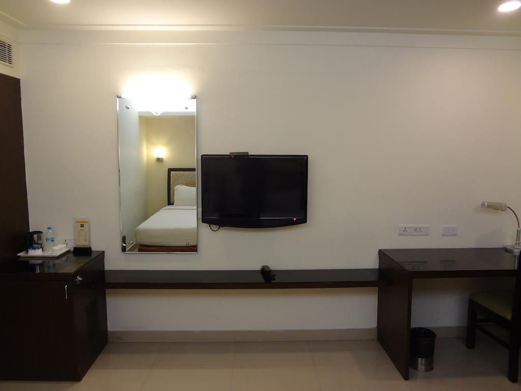 Hotel Budhil Park Visakhapatnam Exterior foto